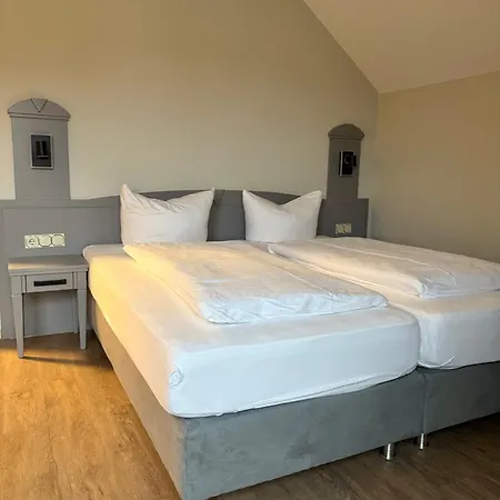 Hotel Ostseeblick Karlshagen Buitenkant foto
