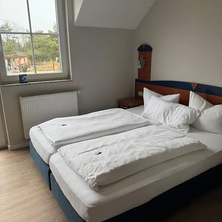 Hotel Ostseeblick Karlshagen Buitenkant foto