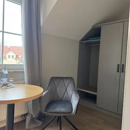 Hotel Ostseeblick Karlshagen Buitenkant foto